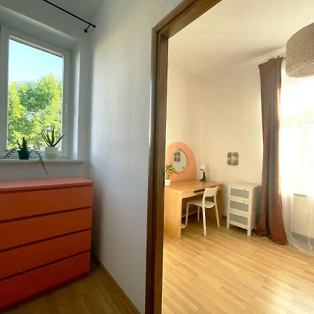 Bakcyl Atelier Art Workshops & Vintage Spot In Center - 4